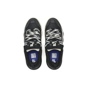 Classic Kicks Versatile Comfort “Black”