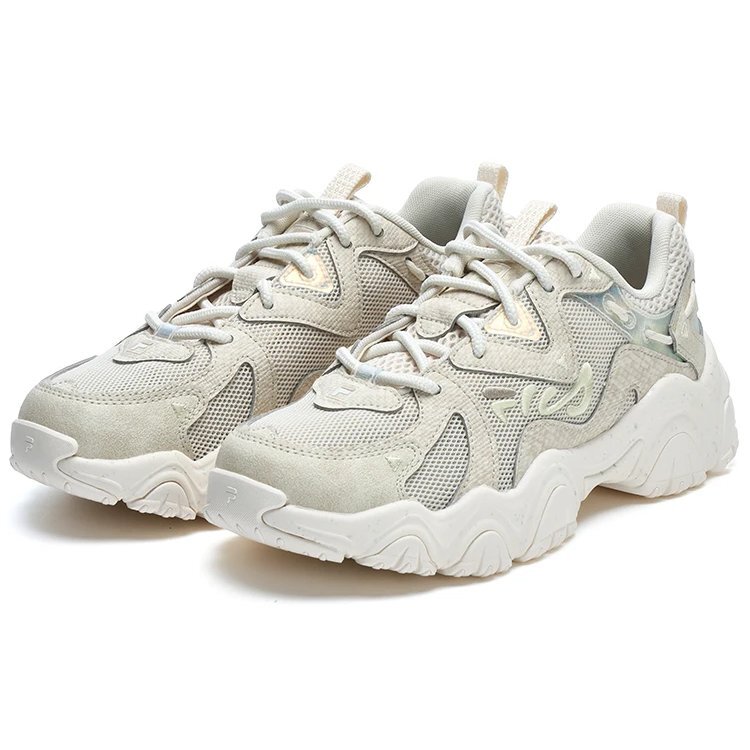 Fluid 4 Sneakers "Beige White"