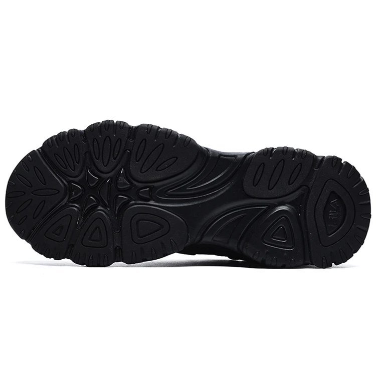 Fluid 4 Sneakers "Core Black"
