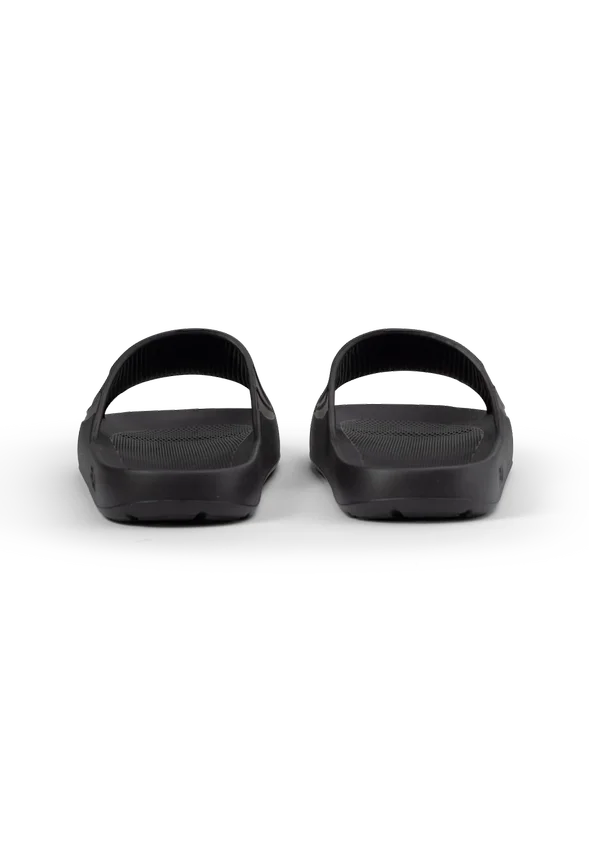 Phantom Off-Court Mens Sliders